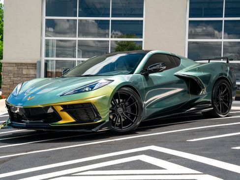 Used 2020 Chevrolet Corvette Stingray Coupe w/ 1LT RWD image 2