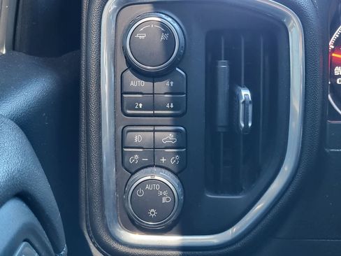 Used 2019 Chevrolet Silverado 1500 LT Trail Boss AWD/4WD image 16