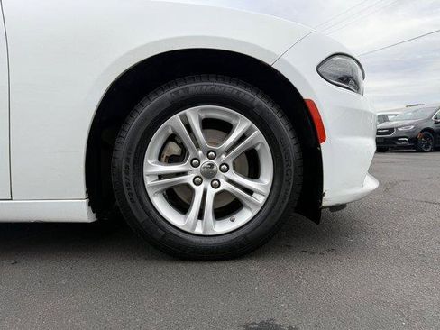 Used 2022 Dodge Charger SXT image 10