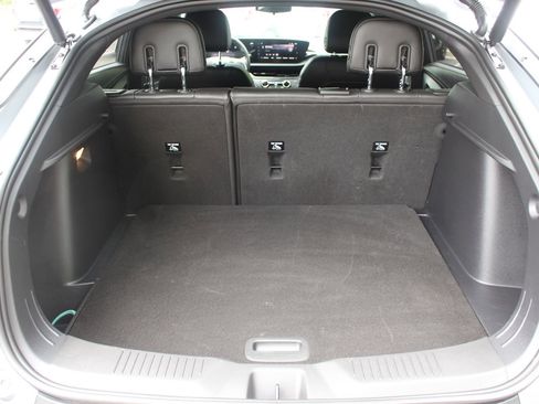 Used 2025 Buick Envista Preferred w/ Convenience I Package FWD image 9