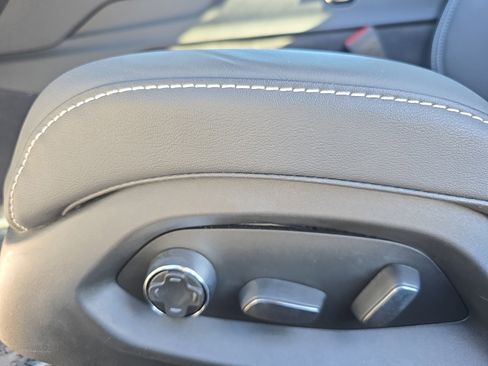 Used 2024 Chevrolet Corvette 2LT w/ Stealth Interior Trim Package image 25