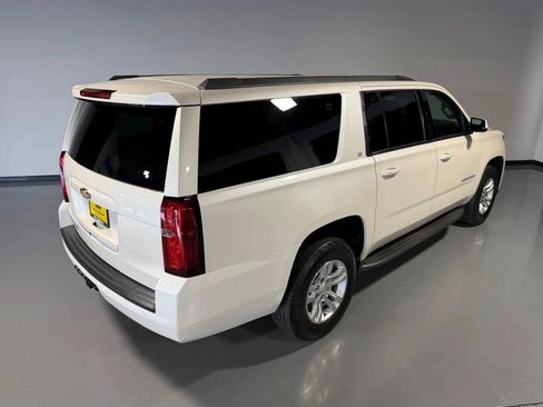 Used 2015 Chevrolet Suburban LT RWD image 50