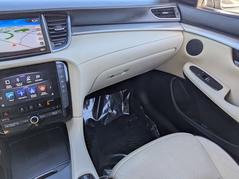 Used 2019 INFINITI QX50 Essential w/ Proassist Package image 19