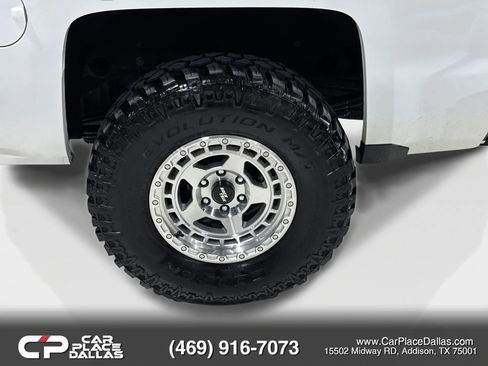 Used 2018 Chevrolet Silverado 1500 LT w/ All Star Edition AWD/4WD image 40