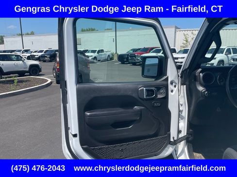 Used 2022 Jeep Wrangler Unlimited Sport AWD/4WD image 39