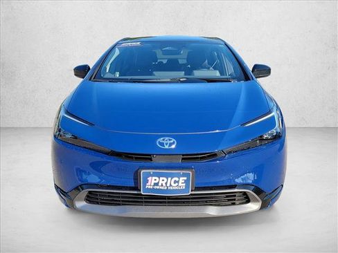 Used 2024 Toyota Prius Limited w/ Limited Premium Package image 2