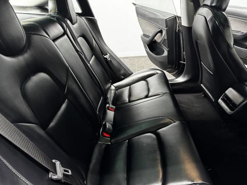 Used 2021 Tesla Model 3 Standard Range Plus image 45