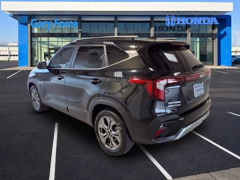 Used 2024 Kia Seltos S AWD/4WD image 3