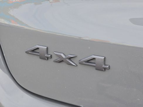 Used 2024 Jeep Compass Trailhawk image 15