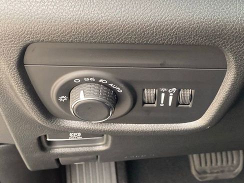 New 2025 Jeep Grand Cherokee Laredo X w/ Luxury Tech Group I image 26