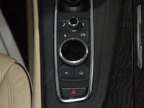 Used 2021 Cadillac Escalade Premium Luxury w/ Driver Assist Tech Package image 36