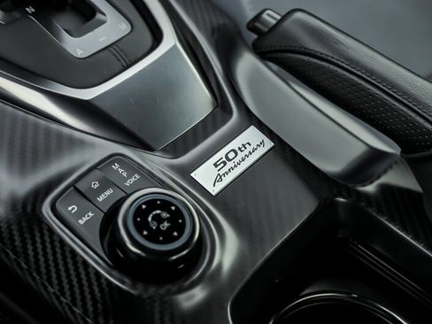 Used 2020 Nissan GT-R Premium AWD/4WD image 38