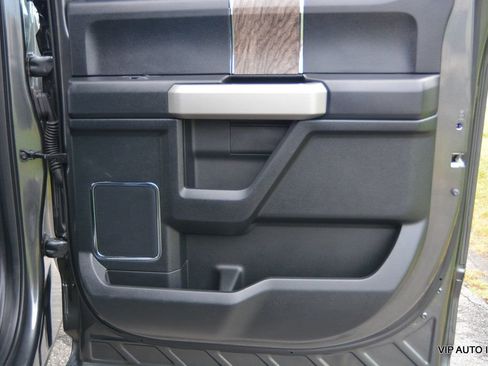 Used 2019 Ford F250 Lariat w/ Lariat Ultimate Package image 10