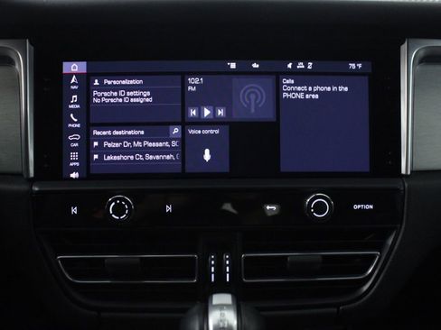 Certified 2022 Porsche Macan S AWD/4WD image 22