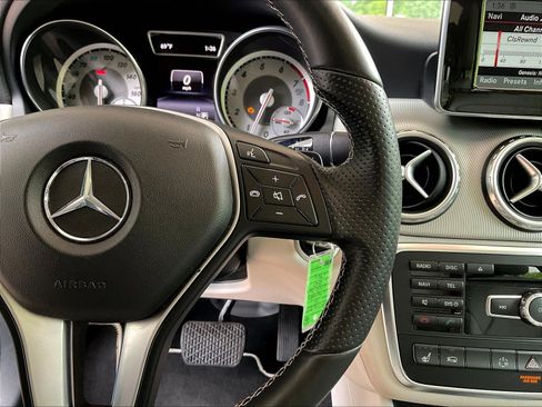 Used 2015 Mercedes-Benz GLA 250 4MATIC image 12