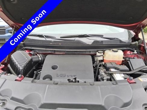 Used 2019 Chevrolet Traverse LT w/ LT Premium Package FWD image 12
