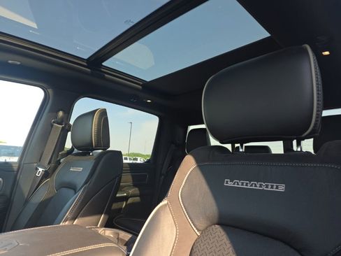 Used 2023 RAM 1500 Laramie AWD/4WD image 44