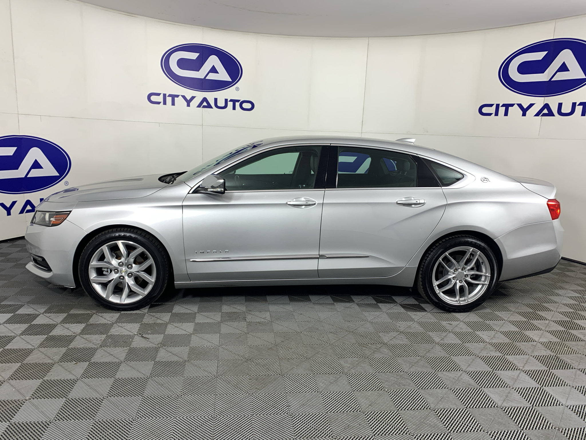 Used 2020 Chevrolet Impala Premier FWD image 6