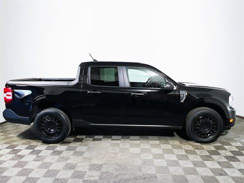 Used 2024 Ford Maverick XL image 9