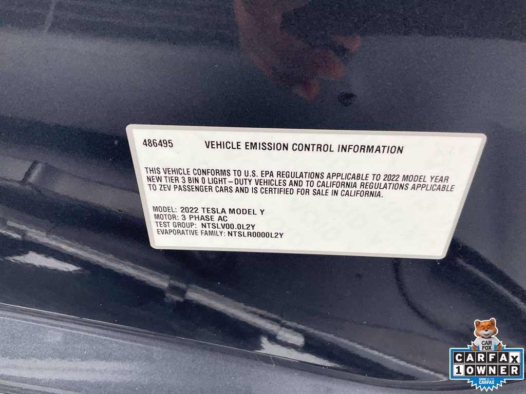 Used 2022 Tesla Model Y Performance AWD/4WD image 13
