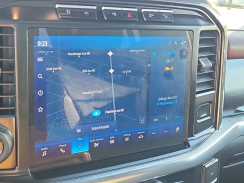 Used 2023 Ford F150 Lariat w/ Equipment Group 502A High image 27