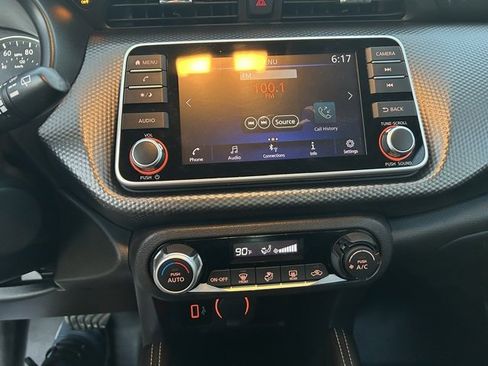 Used 2019 Nissan Kicks SV image 13