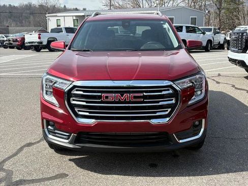 Used 2023 GMC Terrain SLT w/ LPO, Floor Liner Package AWD/4WD image 3