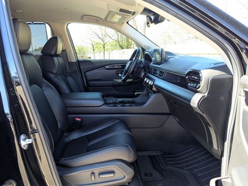 Used 2025 Honda Pilot EX-L image 27