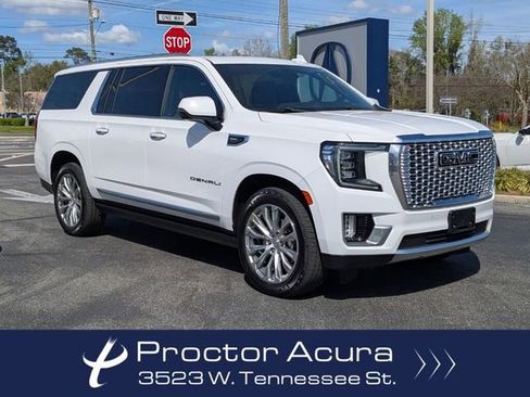 Used 2022 GMC Yukon XL Denali w/ Denali Premium Package image 1