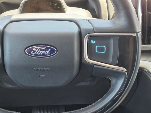 Certified 2025 Ford Expedition Max Platinum AWD/4WD image 17