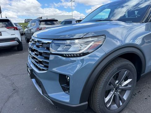 New 2026 Ford Explorer Active w/ Active Comfort Package AWD/4WD image 39