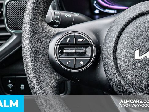 Used 2025 Kia Soul LX w/ LX Technology Package image 35