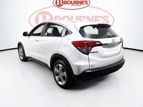 Used 2022 Honda HR-V LX image 6