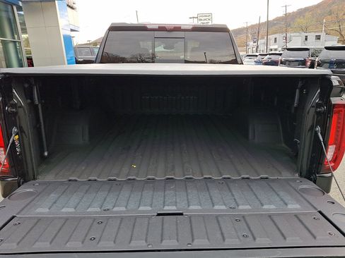 Used 2024 GMC Sierra 1500 Denali w/ Denali Reserve Package image 28