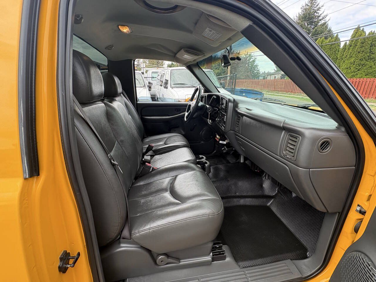 Used 2003 GMC Sierra 2500 W/T RWD image 13
