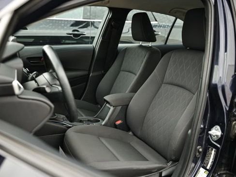 Used 2024 Toyota Corolla LE FWD image 19