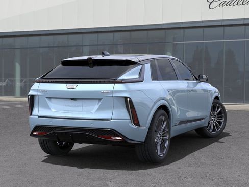New 2026 Cadillac Lyriq V image 5