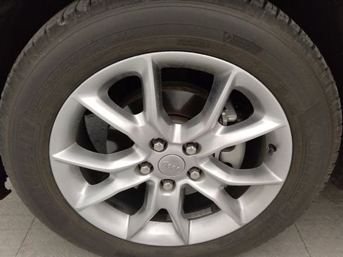 Used 2015 Jeep Grand Cherokee Summit w/ Platinum Series Group image 31