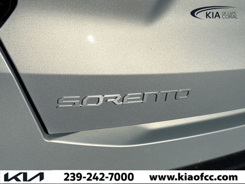 New 2026 Kia Sorento S w/ S Panoramic Sunroof Package image 11