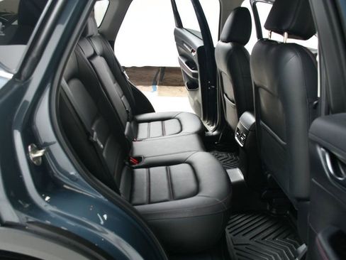 Used 2022 MAZDA CX-5 Carbon Edition image 37