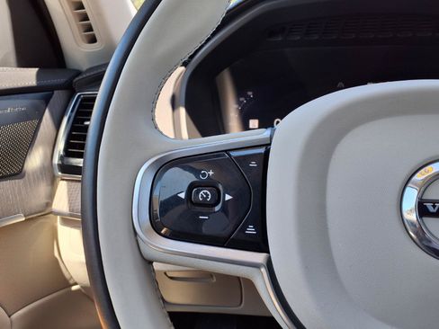 Certified 2023 Volvo XC90 B6 Ultimate AWD/4WD image 30