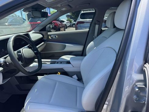 Used 2025 Hyundai Ioniq 6 SEL RWD image 13