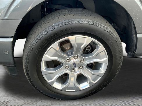 Used 2022 Ford F150 Platinum w/ Equipment Group 701A High AWD/4WD image 35