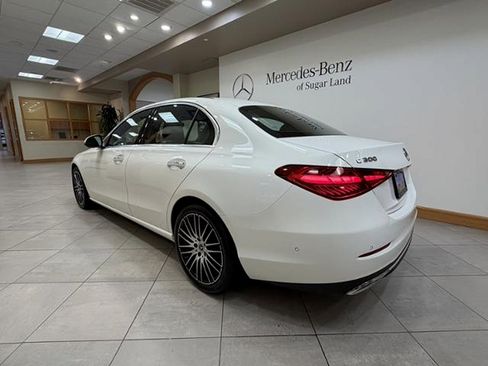 Used 2025 Mercedes-Benz C 300 Sedan image 3