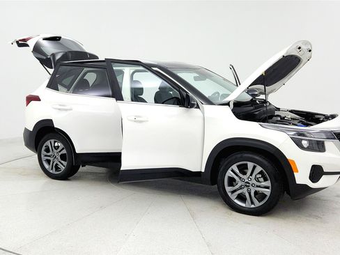 Used 2023 Kia Seltos S FWD image 31