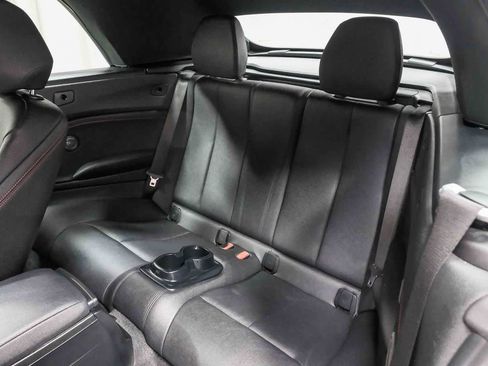 Used 2019 BMW 230i Convertible w/ Convenience Package RWD image 25