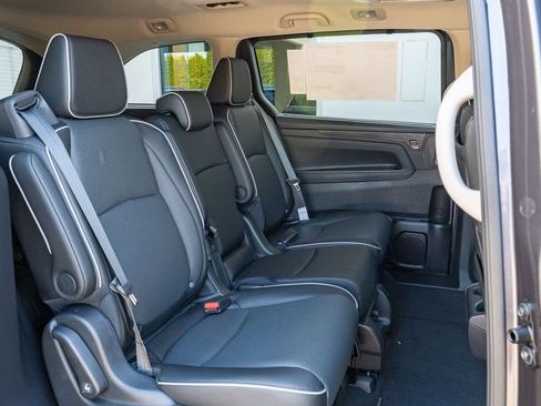New 2026 Honda Odyssey Elite image 15