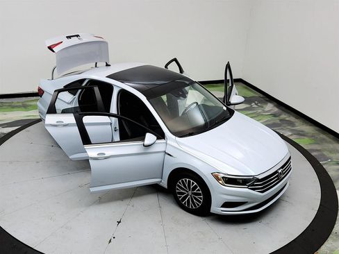 Used 2019 Volkswagen Jetta SEL FWD image 38