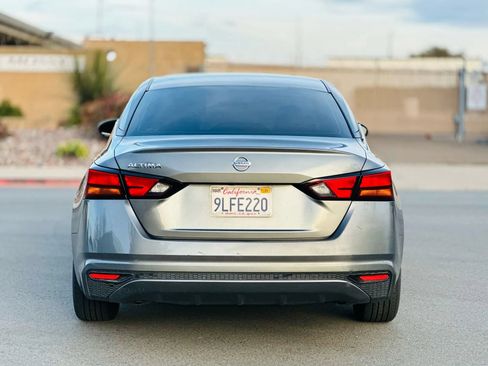 Used 2022 Nissan Altima 2.5 S FWD image 4