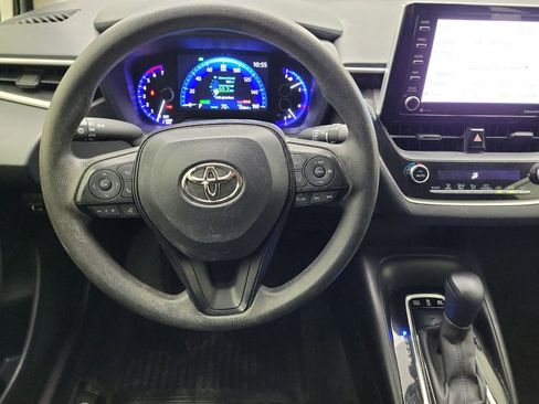 Used 2021 Toyota Corolla LE image 22